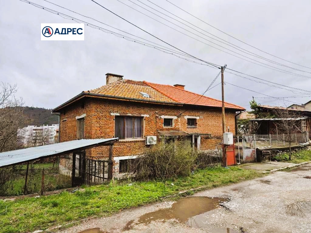 Продава КЪЩА, гр. Велинград, област Пазарджик