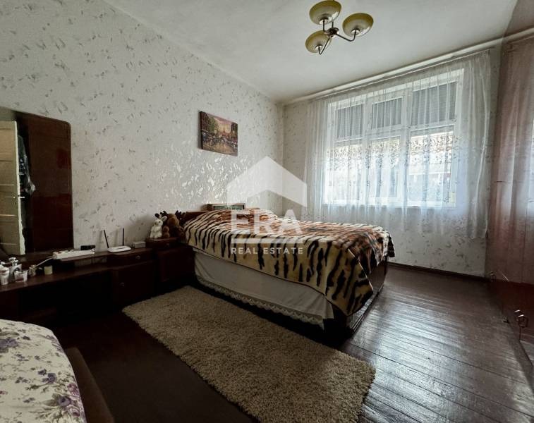 Продава 3-СТАЕН, гр. Силистра, Римска гробница, снимка 3 - Aпартаменти - 46604395