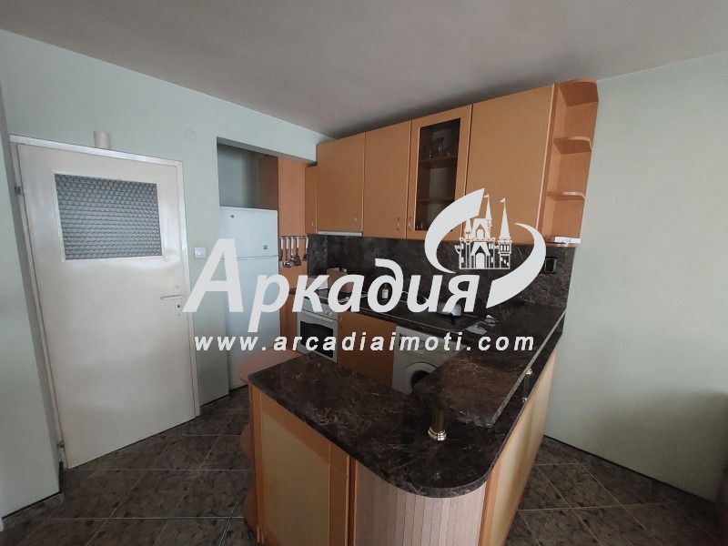 Продава 3-СТАЕН, гр. Пловдив, Кършияка, снимка 5 - Aпартаменти - 49371982