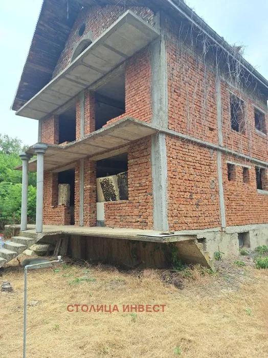 Продава КЪЩА, с. Червена вода, област Русе, снимка 2 - Къщи - 53430056