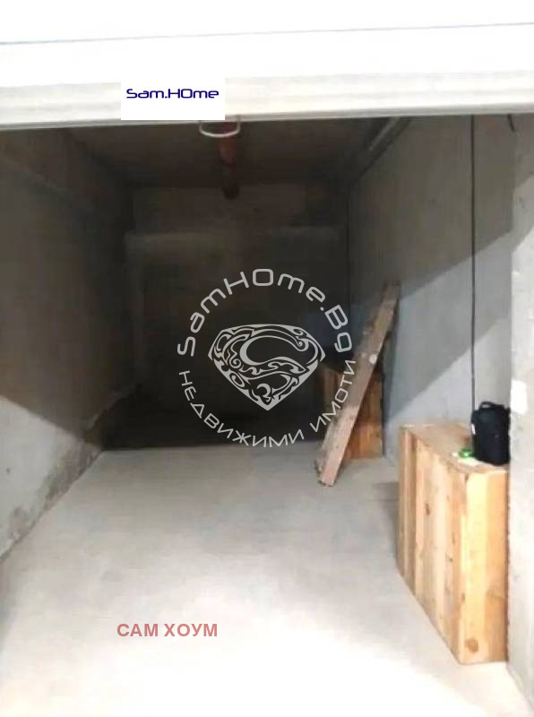 Продава  Гараж, паркомясто, град Варна, Гранд Мол • 36 000 EUR • ID 98747092 — holmes.bg - [1] 