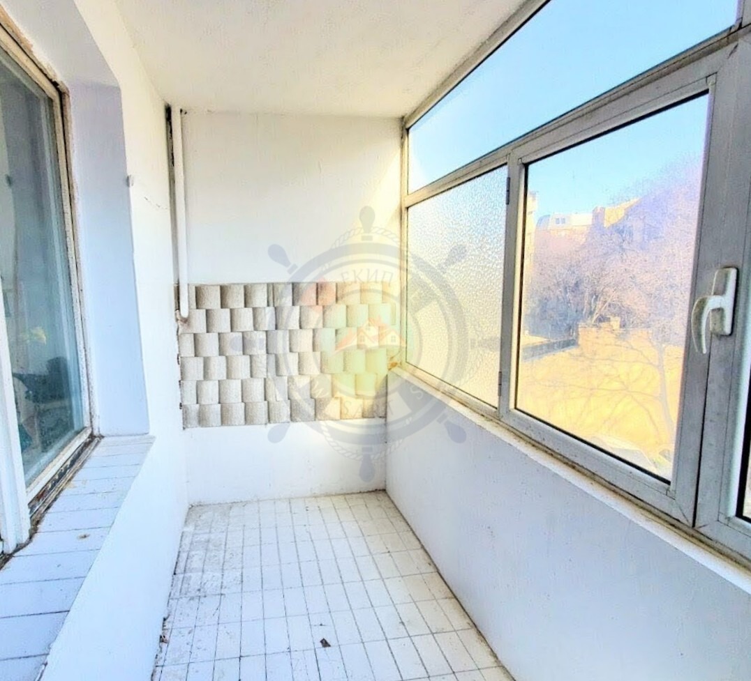 Продава 4-СТАЕН, гр. Варна, Лятно кино Тракия, снимка 7 - Апартаменти - 54639860