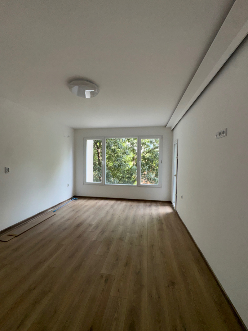 Продава  3-стаен град София , Редута , 90 кв.м | 63800780