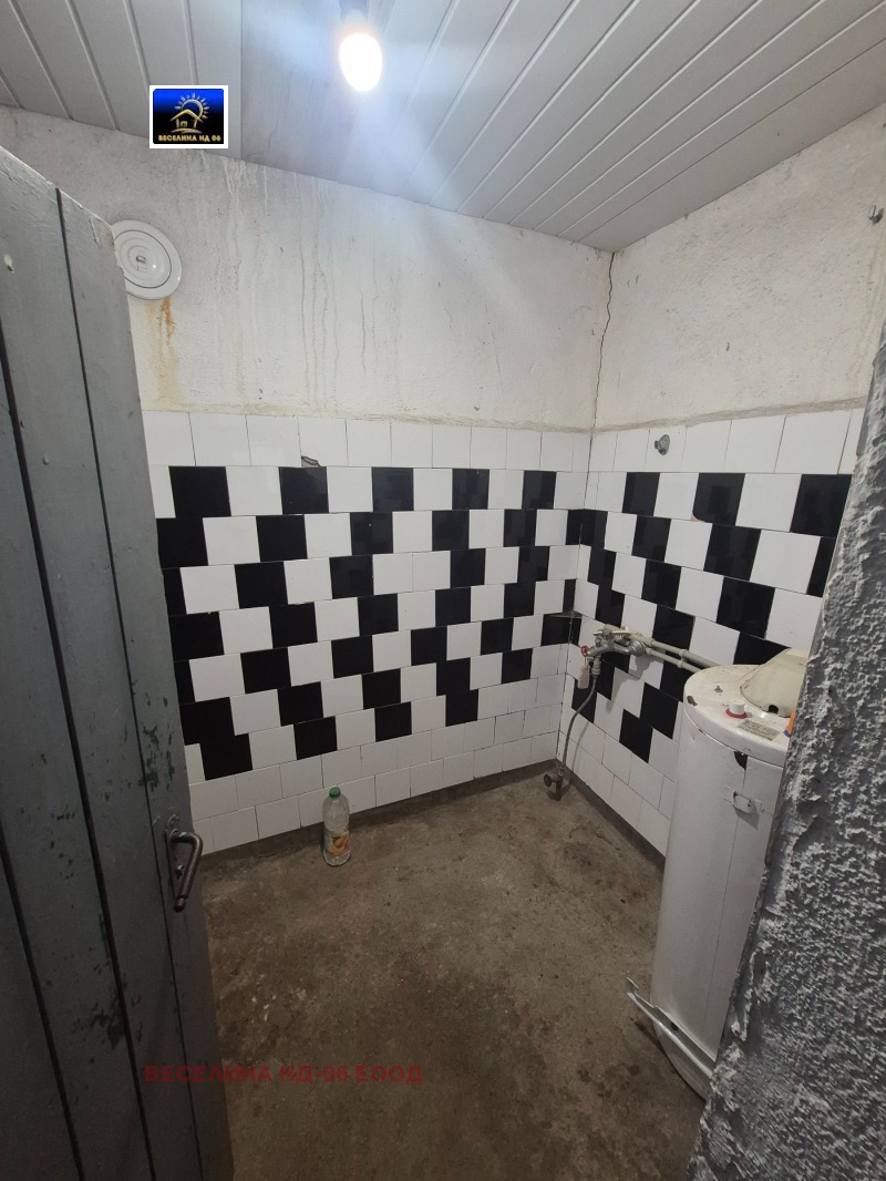 Продава КЪЩА, с. Кардам, област Добрич, снимка 3 - Къщи - 52476651