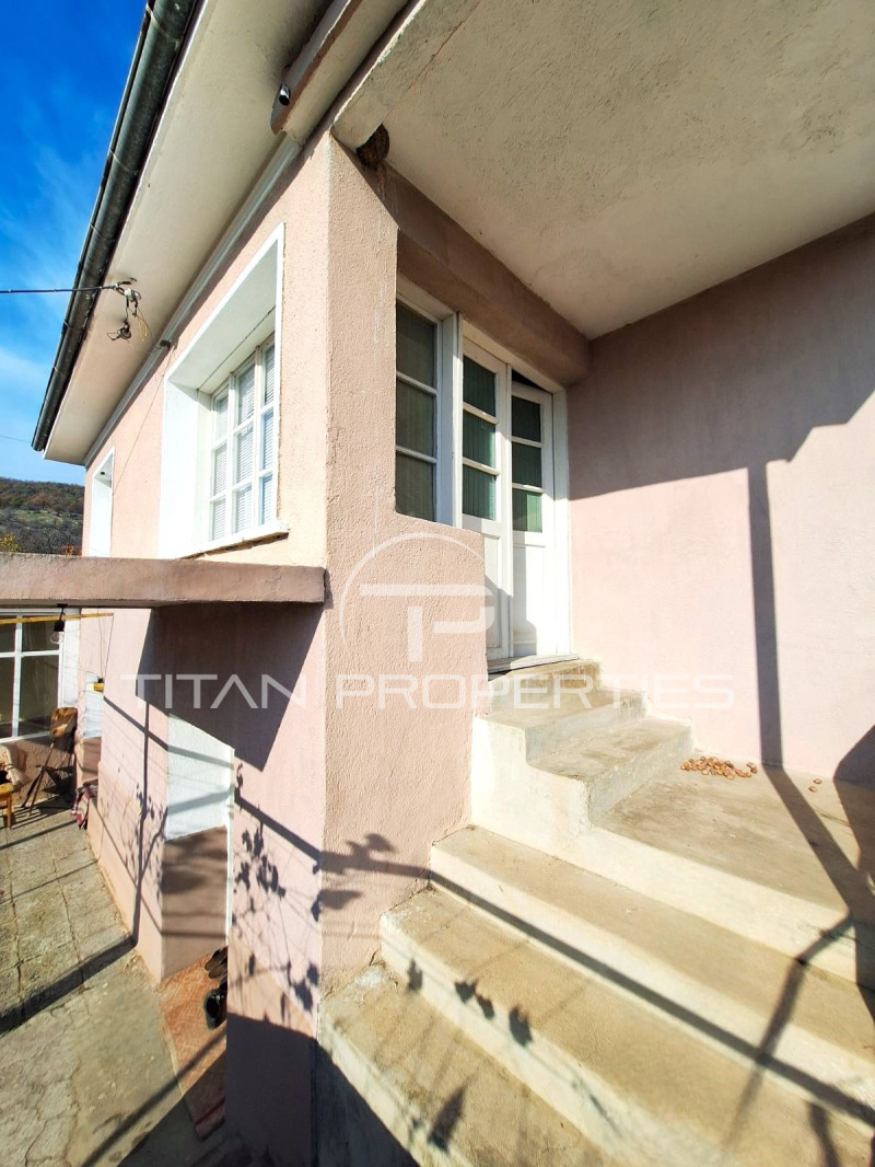 Продава КЪЩА, с. Песнопой, област Пловдив, снимка 10 - Къщи - 52648499