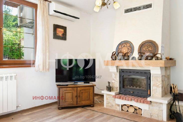 Продава КЪЩА, с. Младежко, област Бургас, снимка 5 - Къщи - 53614788