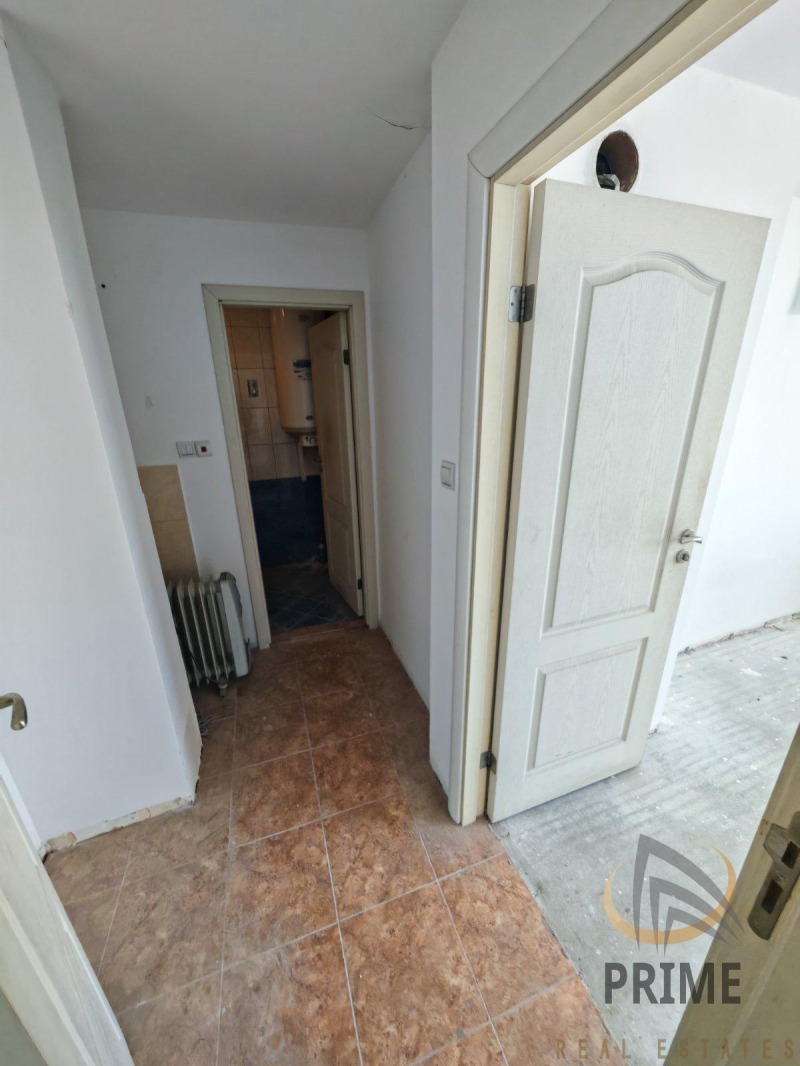 Till salu  1 sovrum Burgas , Vazrajdane , 77 kvm | 38768478 - bild [9]