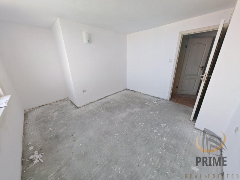 Till salu  1 sovrum Burgas , Vazrajdane , 77 kvm | 38768478 - bild [11]
