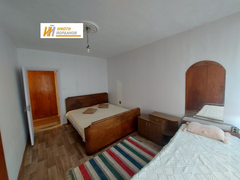Продава  2-стаен град Велико Търново , Колю Фичето , 64 кв.м | 43365938 - изображение [3]