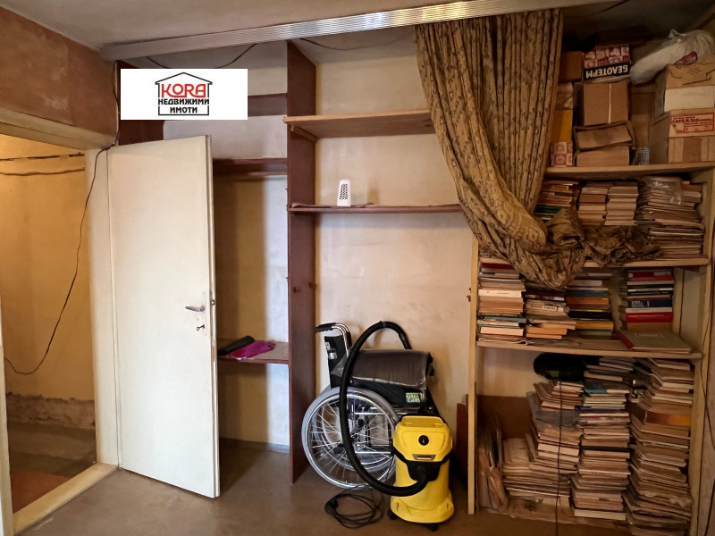 Продава 2-СТАЕН, гр. Плевен, Идеален център, снимка 5 - Апартаменти - 52799461