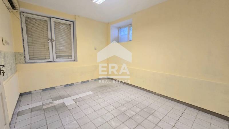 In vendita  Negozio Veliko Tarnovo , Tsentar , 60 mq | 80967603 - Immagine [2]