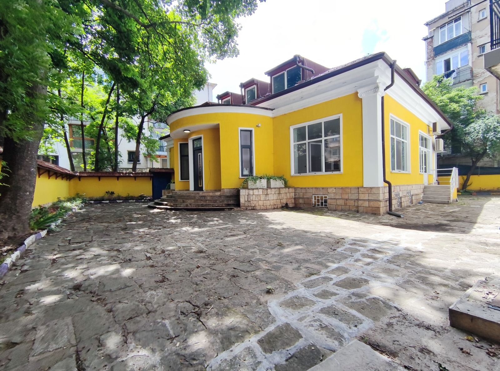 Продава ОФИС, гр. София, Център