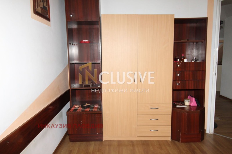 For Sale  2 bedroom Plovdiv , Marasha , 150 sq.m | 23012604 - image [10]