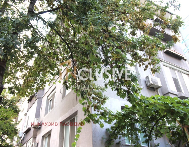 À venda  2 quartos Plovdiv , Maracha , 150 m² | 23012604 - imagem [2]