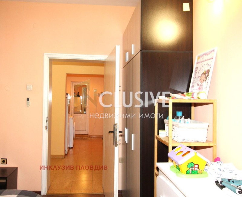 En venta  2 dormitorios Plovdiv , Marasha , 150 metros cuadrados | 23012604 - imagen [6]