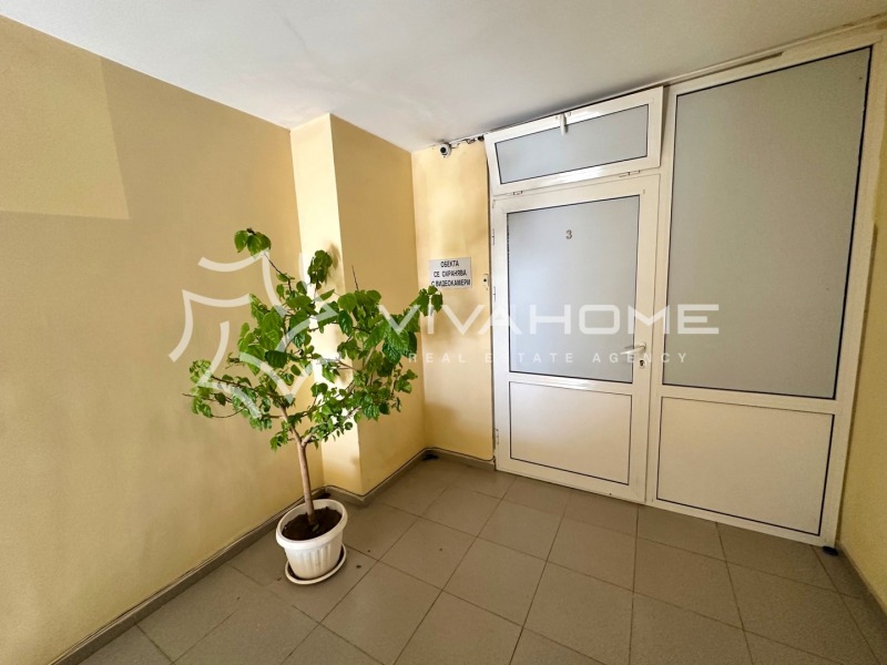 Продава ОФИС, гр. Варна, Център, снимка 2 - Офиси - 52462612