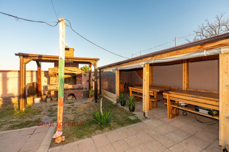 Продава КЪЩА, с. Оризари, област Пловдив, снимка 5 - Къщи - 53517111