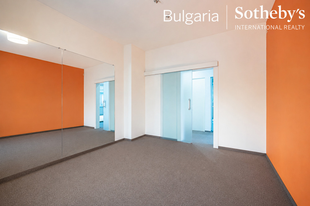Продава 3-СТАЕН, гр. София, Център, снимка 6 - Апартаменти - 54999292