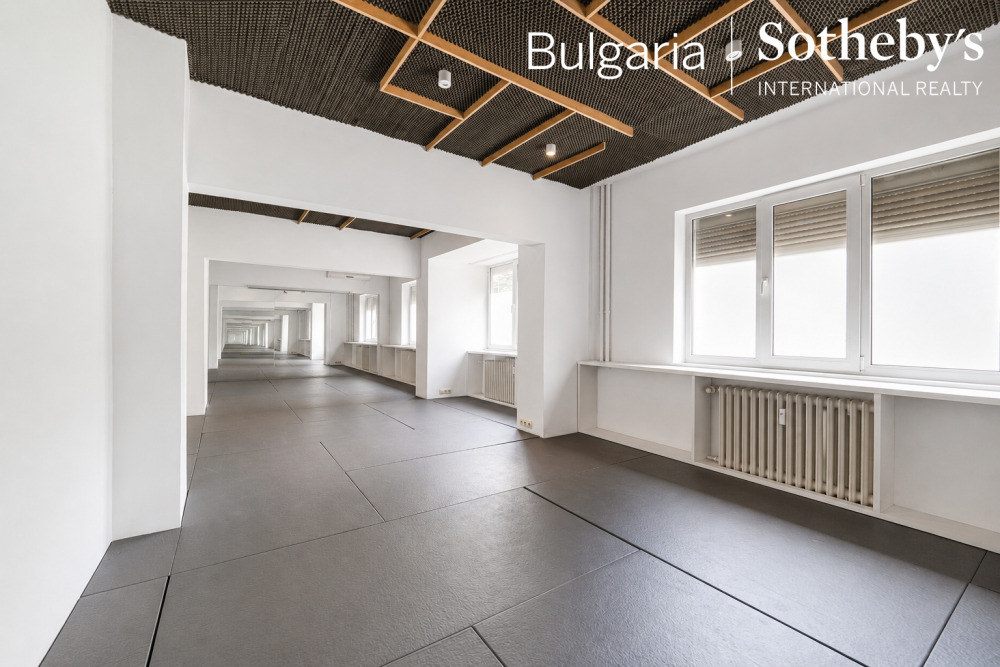 Продава 3-СТАЕН, гр. София, Център, снимка 7 - Апартаменти - 54999292