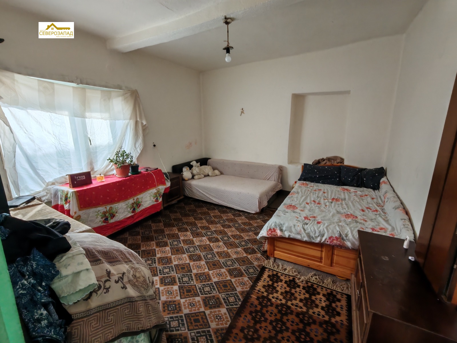 Продава КЪЩА, гр. Чипровци, област Монтана, снимка 3 - Къщи - 54263373