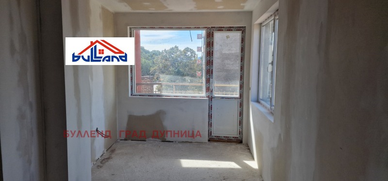 De vânzare  1 dormitor regiunea Kyustendil , Dupnița , 70 mp | 23702899 - imagine [6]