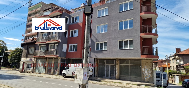 De vânzare  1 dormitor regiunea Kyustendil , Dupnița , 70 mp | 23702899