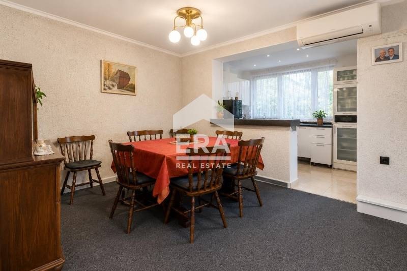 Продава КЪЩА, гр. Стражица, област Велико Търново, снимка 7 - Къщи - 55121487