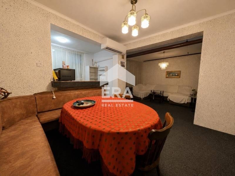 Продава КЪЩА, гр. Стражица, област Велико Търново, снимка 8 - Къщи - 55121487