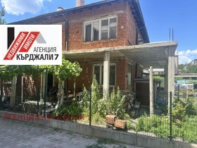 Casa Studen kladenets, Kardgali