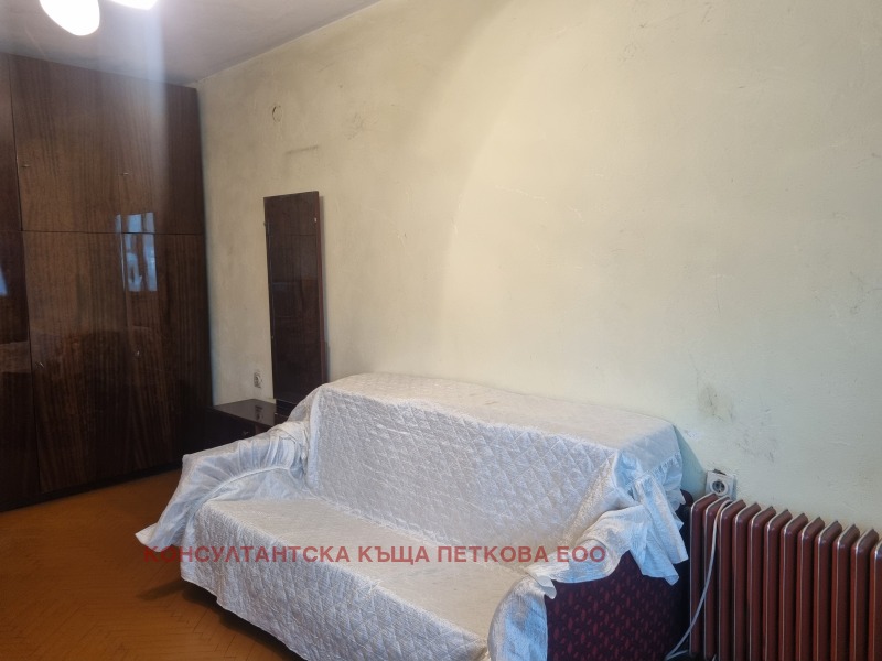 De vânzare  1 dormitor Loveci , Șiroc țentâr , 65 mp | 62813571 - imagine [4]