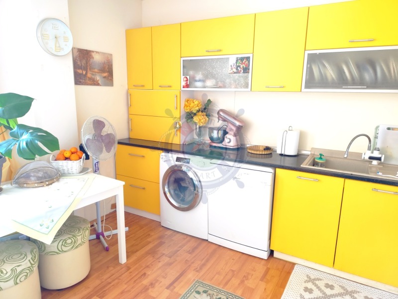 Продава 3-СТАЕН, гр. Варна, к.к. Св.Св. Константин и Елена, снимка 3 - Апартаменти - 52821702