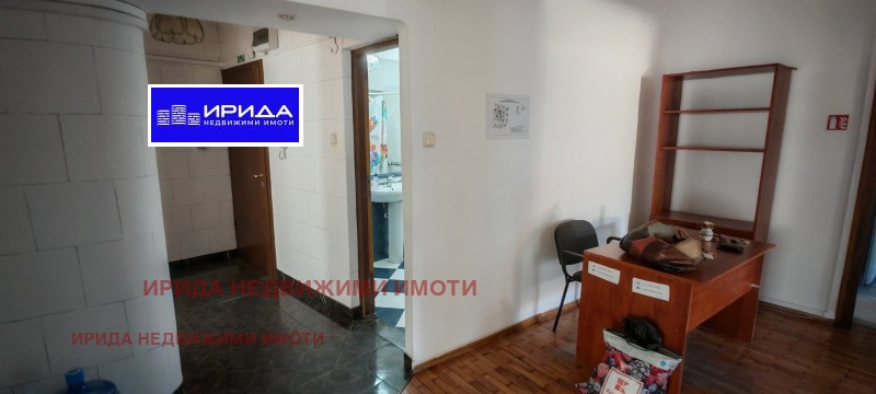 Продава МНОГОСТАЕН, гр. София, Център, снимка 6 - Апартаменти - 52316175