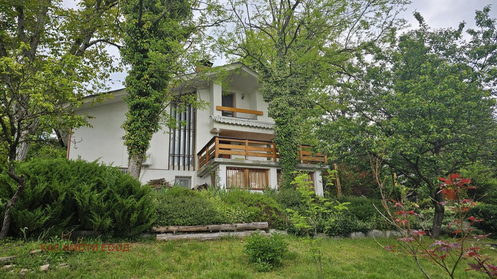 Продава КЪЩА, с. Джурово, област София област