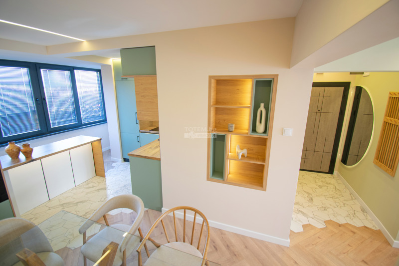 Продава 3-СТАЕН, гр. София, Оборище, снимка 5 - Апартаменти - 52803449