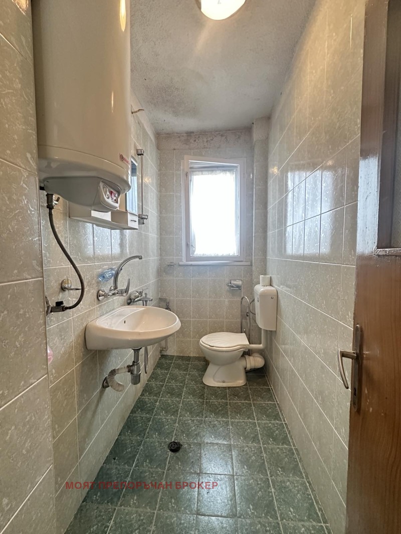 Продава ЕТАЖ ОТ КЪЩА, гр. София, Център, снимка 13 - Етаж от къща - 52291500