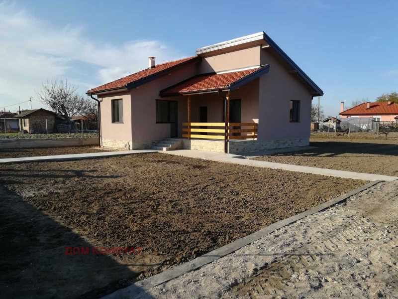 Продава КЪЩА, с. Маноле, област Пловдив, снимка 1 - Къщи - 46970071