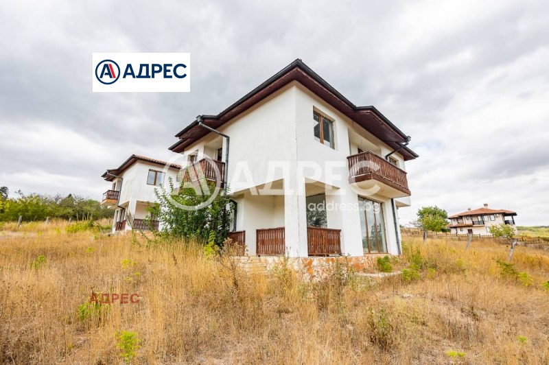 Продава  Къща област Добрич , с. Църква , 144 кв.м | 29099338
