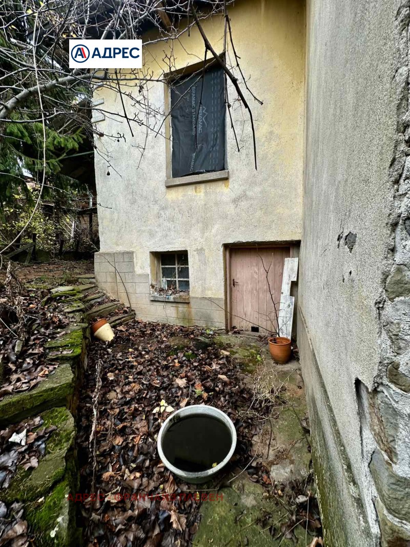 Продава КЪЩА, с. Врабево, област Ловеч, снимка 5 - Къщи - 52703609