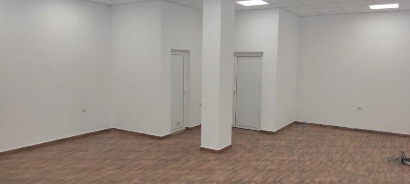 Te koop  Winkel Plovdiv , Karsjijaka , 82 m² | 18438596 - afbeelding [2]