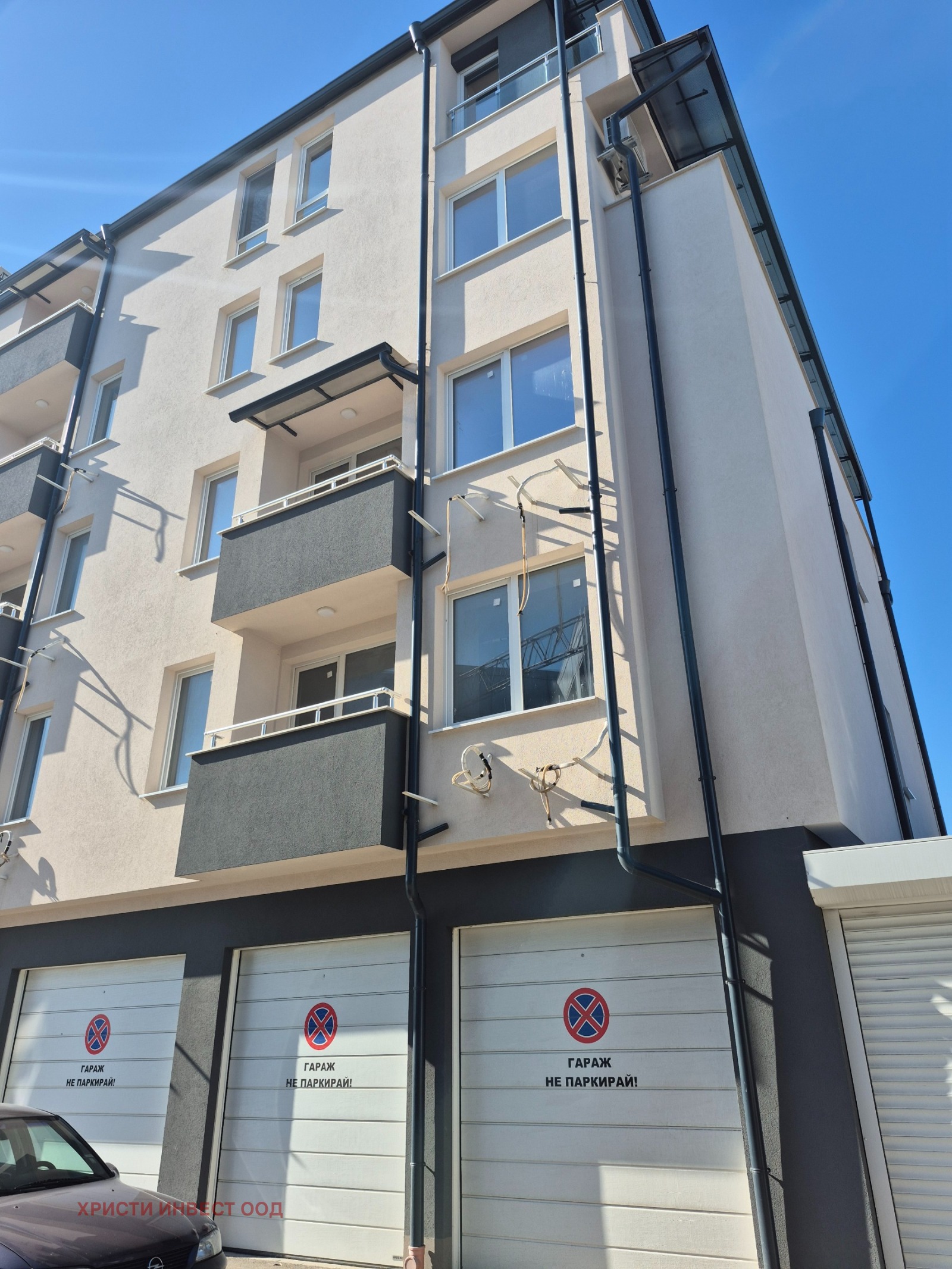 Продава ГАРАЖ, ПАРКОМЯСТО, гр. София, Военна рампа