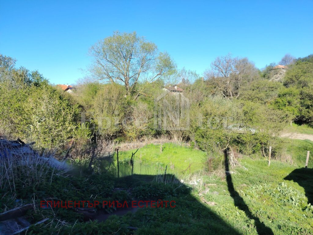 Продава ПАРЦЕЛ, с. Слаковци, област Перник, снимка 3 - Парцели - 54366391