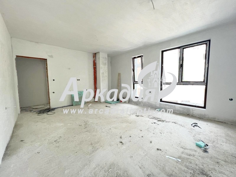 À venda  1 quarto Plovdiv , Hristo Smirnenski , 70 m² | 87698125 - imagem [2]