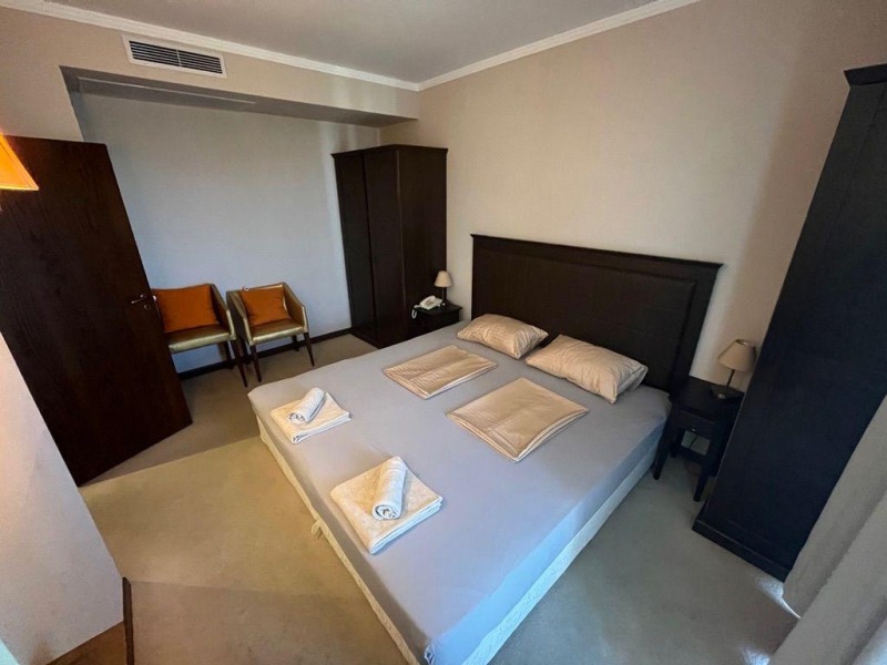 Zu verkaufen  1 Schlafzimmer region Burgas , k.k. Slantschew brjag , 73 qm | 48218402 - Bild [9]