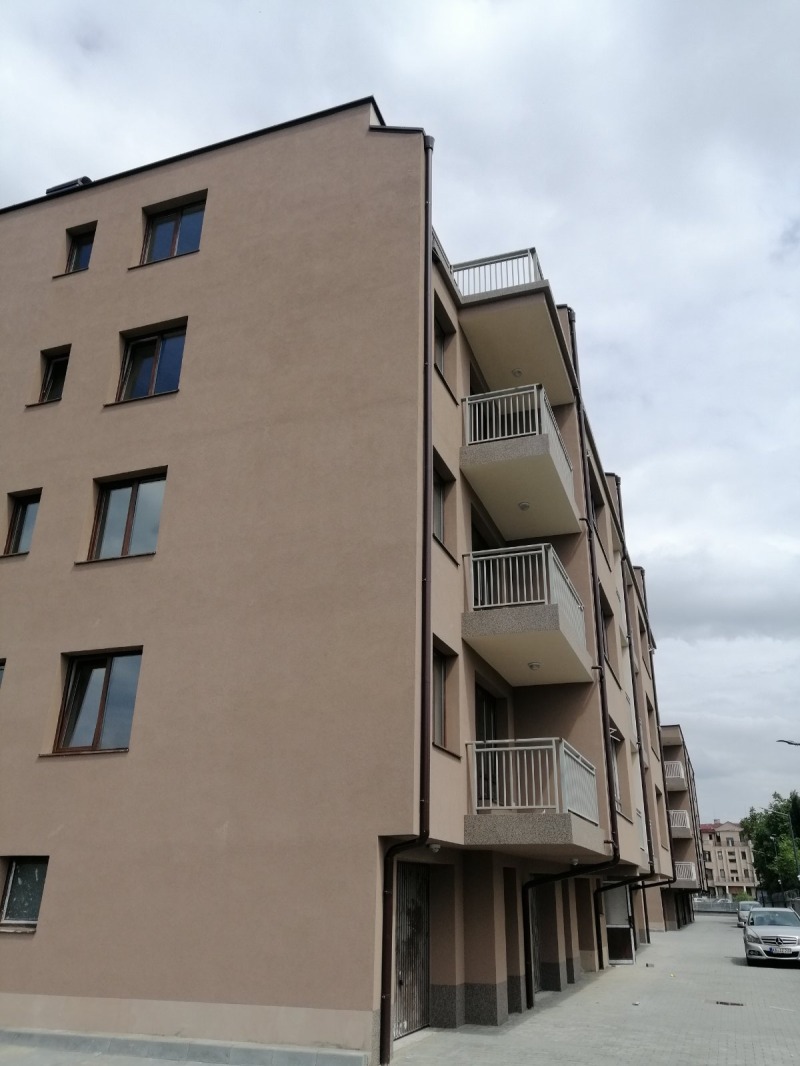 Продава 3-СТАЕН, гр. Пловдив, Остромила, снимка 9 - Aпартаменти - 46702861