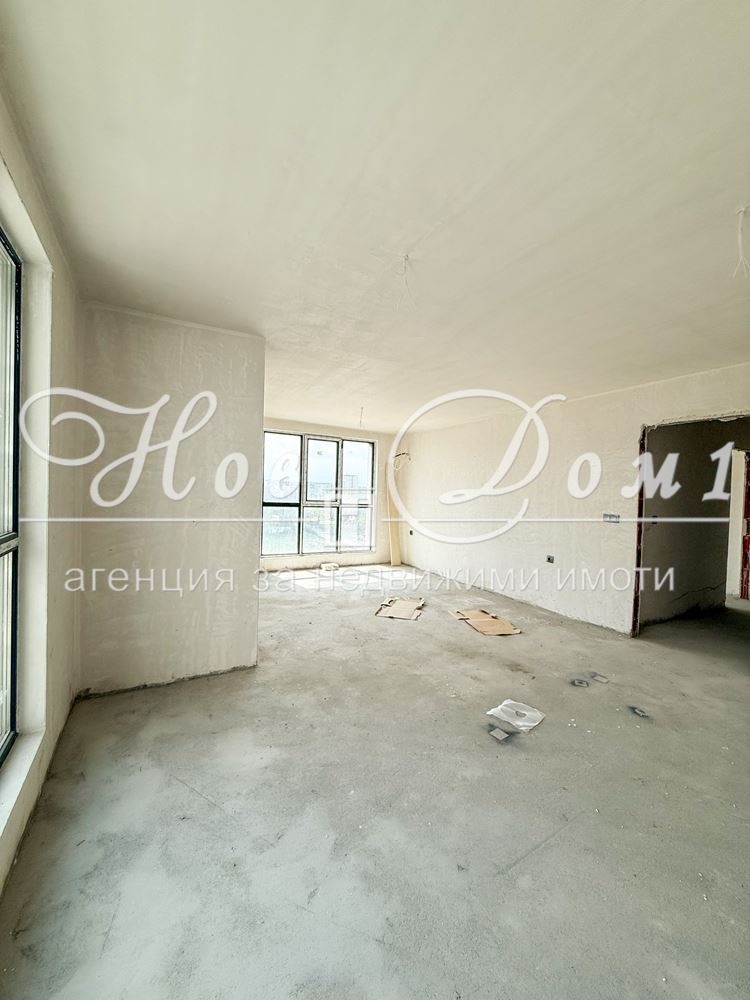 Eladó  2 hálószobás Plovdiv , Karsijaka , 121 négyzetméter | 84798362