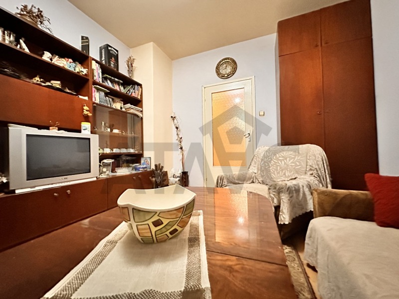 Продава 3-СТАЕН, гр. Пловдив, Изгрев, снимка 3 - Апартаменти - 52746888