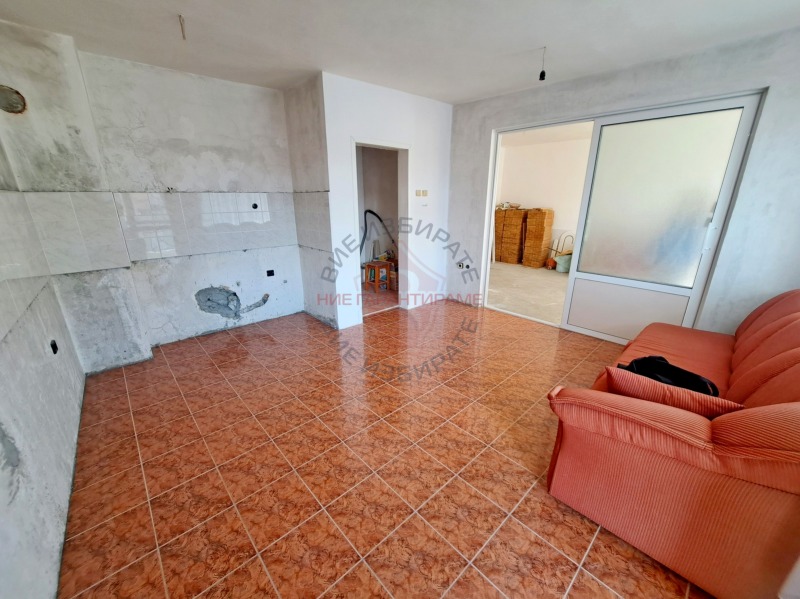 Продава 3-СТАЕН, гр. Варна, Аспарухово, снимка 3 - Апартаменти - 52754043