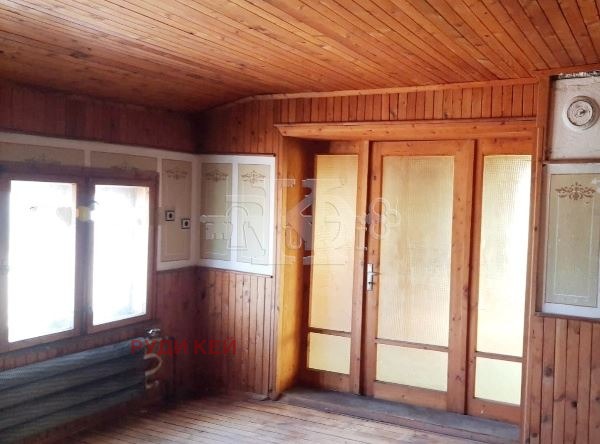 Продава КЪЩА, с. Генерал Киселово, област Варна, снимка 8 - Къщи - 54273627