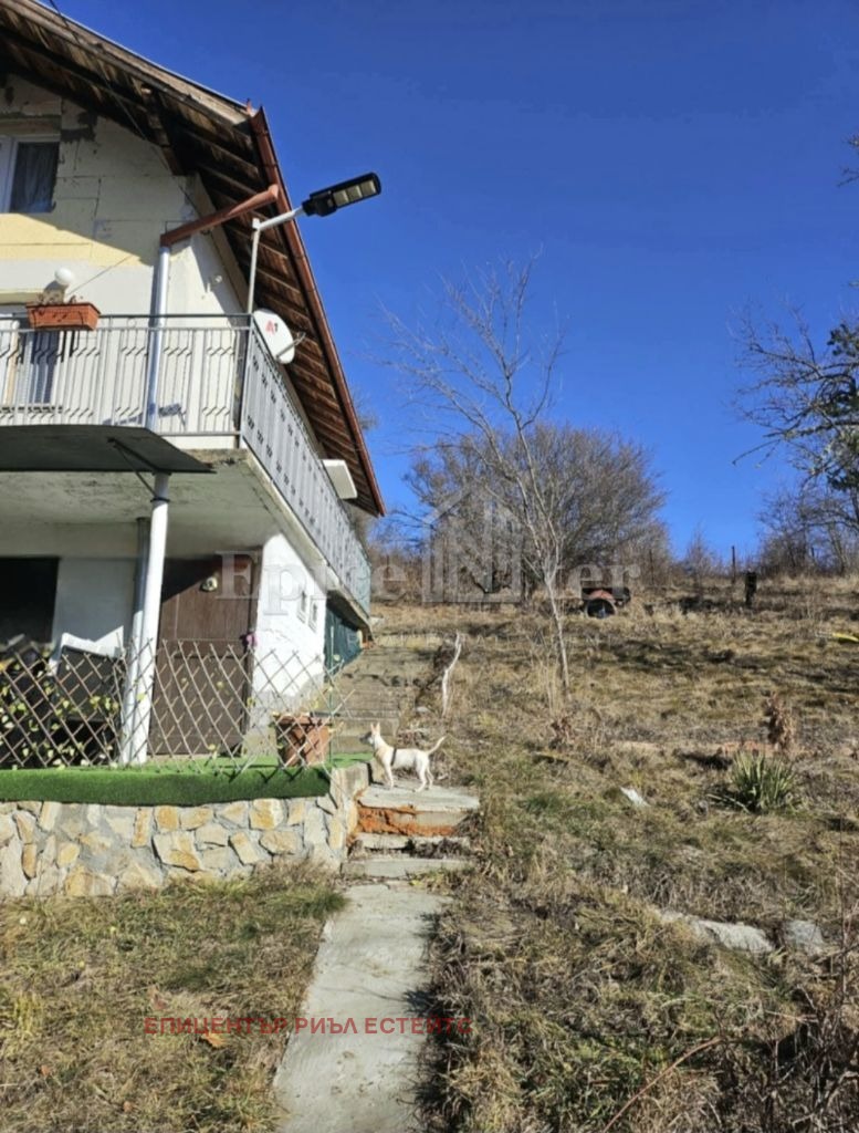 Продава ВИЛА, с. Ръжавец, област Перник, снимка 4 - Вили - 55499935