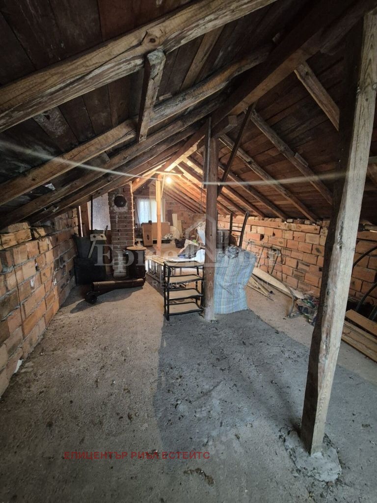 Продава ВИЛА, с. Ръжавец, област Перник, снимка 16 - Вили - 55499935